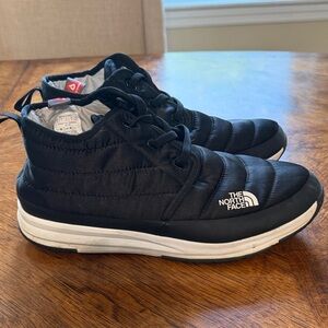 The North Face Men's Black and White Sneakers